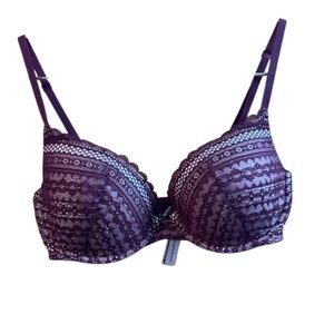 Victoria’s Secret demi lace bra 32DD